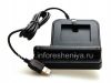 Photo 4 — Proprietary docking station untuk mengisi baterai telepon dan baterai Mobi Produk Cradle untuk BlackBerry 9800 / 9810 Torch, hitam