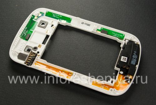 Photogallery for এনএফসি বান্ধব BlackBerry 9900 / 9930 Bold টাচ জন্য মূল মামলার মাঝের অংশ, সাদা product