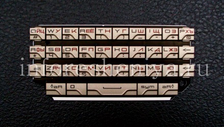 لوحة المفاتيح الروسية لبلاك بيري P'9981 بورش ديزاين, فضة