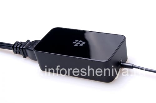 Photogallery for मूल उच्च गति नेटवर्क ब्लैकबेरी प्लेबुक के लिए बैटरी चार्जर रैपिड चार्जर, काला product
