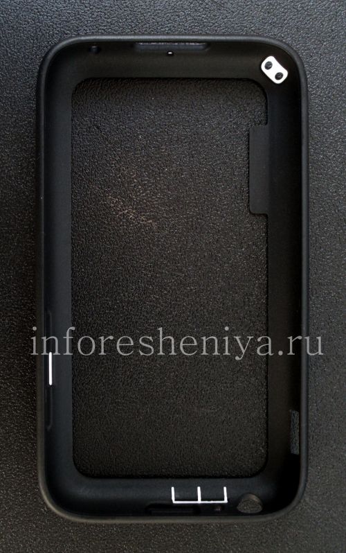 Photogallery for Silicone Case bumper-dikemas untuk BlackBerry Q5, putih product
