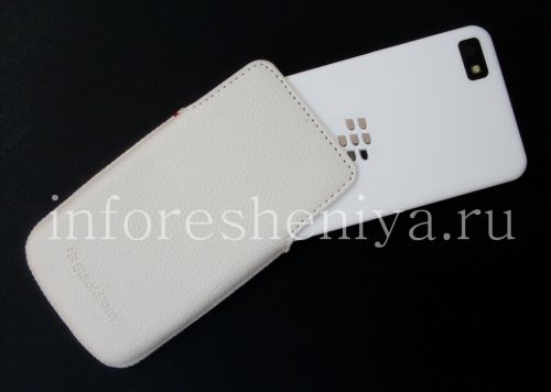 Photogallery for 皮套口袋BlackBerry Z10 / 9982, 白色，质地大 product