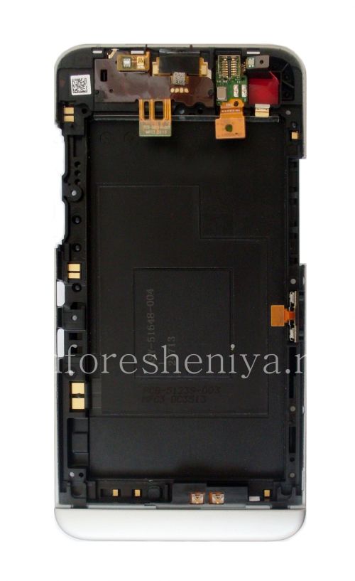 Photogallery for The middle part of the original body in the assembly with the rim for the BlackBerry Z30, Silver / Black product