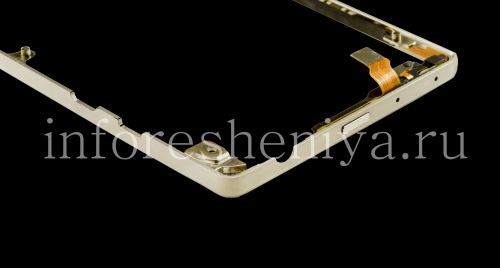 Photogallery for ब्लैकबेरी P&#39;9983 पोर्श डिजाइन के लिए मूल रिम, चांदी product