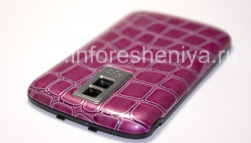 Photogallery for 独家后盖BlackBerry 9000 Bold, “鳄鱼”，勃艮第 product
