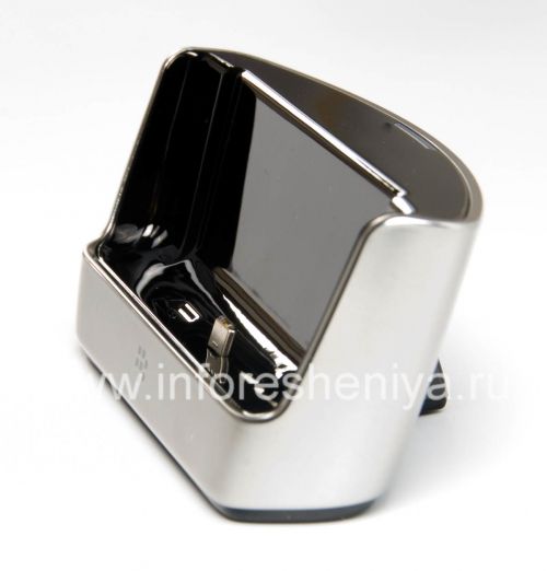 Photogallery for Asli charger desktop &quot;Kaca&quot; Pengisian Pod untuk BlackBerry 9500 / 9530 Badai, metalik product