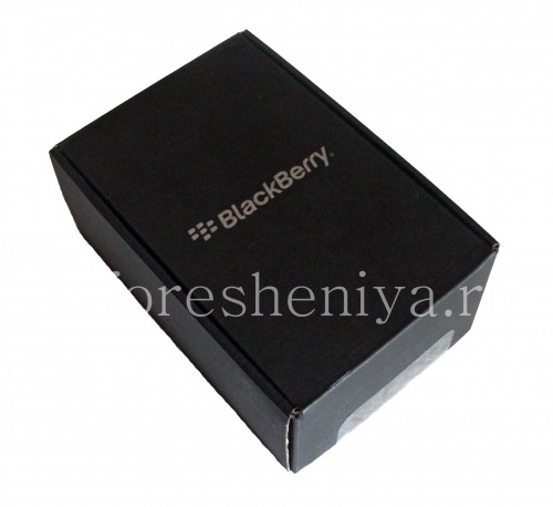 Photogallery for ボックススマートフォンBlackBerry 9860 Torch, ブラック、BlackBoxの product