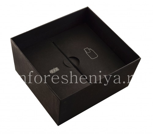 Photogallery for Box Smartphone BlackBerry 9900 Bold, negro product