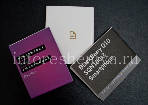 Photogallery for 箱智能手机BlackBerry Q10特别版, 白色/金色 product