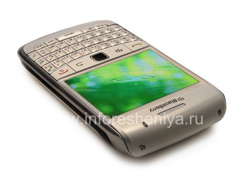Photogallery for スマートフォンBlackBerry 9700 Bold, ホワイト（パールホワイト） product