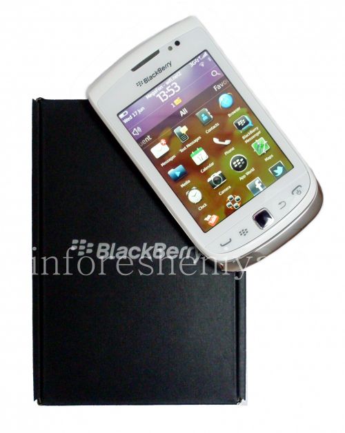 Photogallery for স্মার্টফোন BlackBerry 9810 Torch, হোয়াইট (হোয়াইট) product