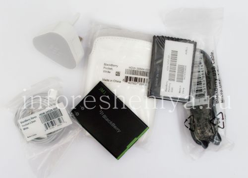Photogallery for الهاتف الذكي BlackBerry 9900 Bold, الأبيض (وايت) product