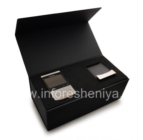 Photogallery for Smartphone BlackBerry P'9981 Porsche Design, Silber (Silber) product