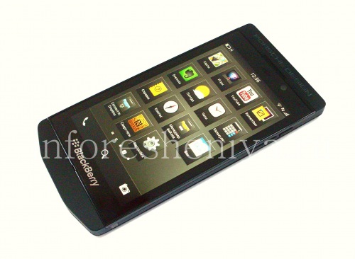 Photogallery for Smartphone BlackBerry P'9982 Porsche Design, Noir (Noir) product