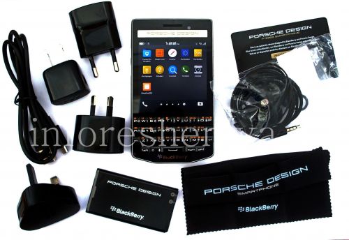 Photogallery for Desain Porsche BlackBerry P'9983 Smartphone, Karbon (Carbone) product