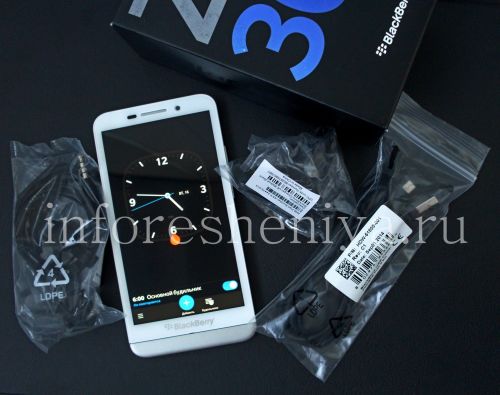 Photogallery for Smartphone BlackBerry Z30, Blanc (Blanc) product