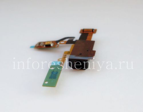 Photogallery for Audio connector (Headset Jack) T13 in assembly with proximity / light sensor and lock button for BlackBerry Z10 / 9982, The black product