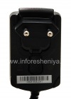 Photo 12 — MicroUSBコネクタ付きのオリジナルAC充電器, 黒い